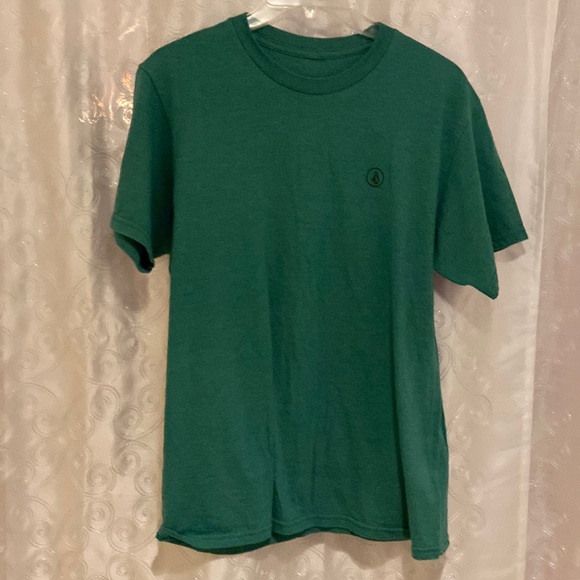 Volcom Green Skate Shirt Adult Size Small 🔥 - Picture 1 of 4